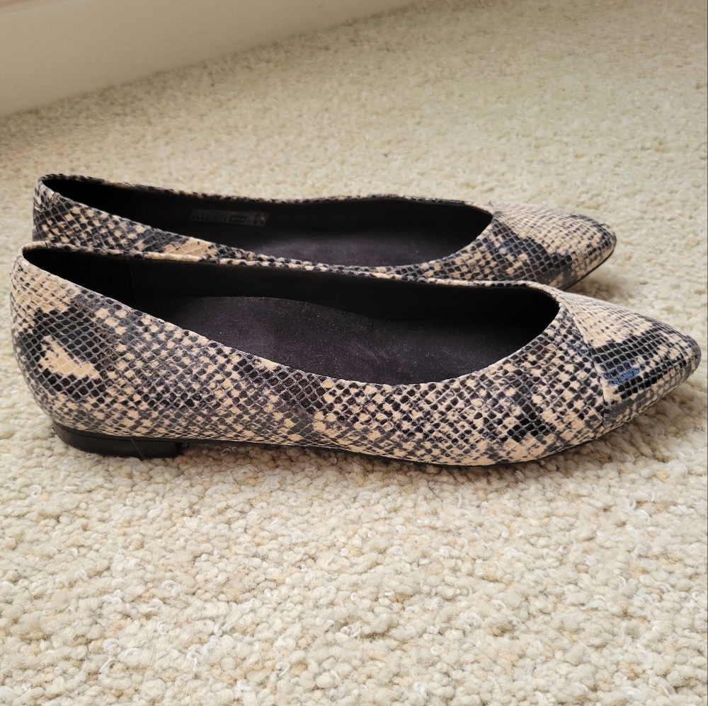 Vionic Women's Quartz Lena Pointed Ballet Flat Size 9.